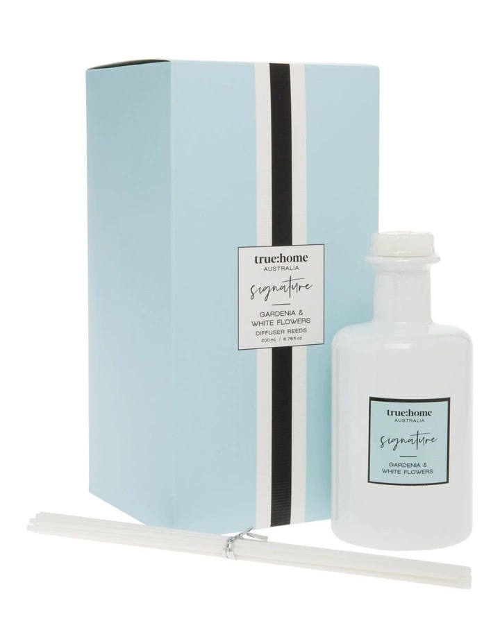 True Home Signature Gardenia & White Flowers Diffuser 1 True Home Signature Gardenia & White Flowers Diffuser