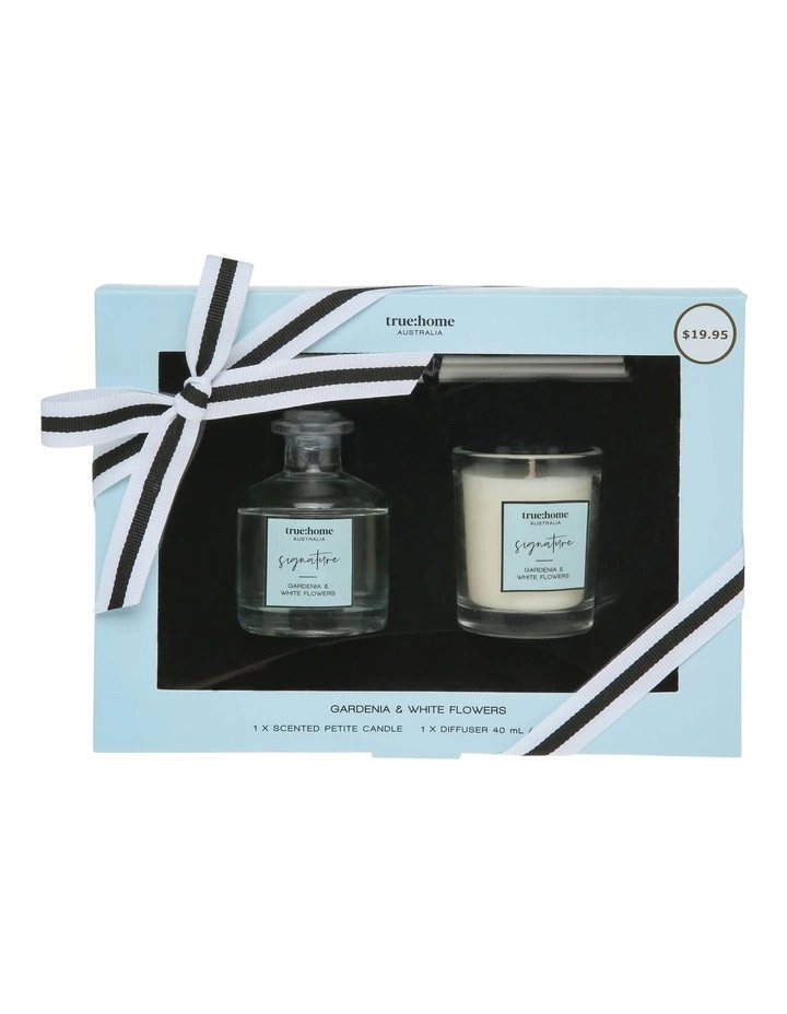 True Home Signature Gardenia & White Flowers Mini Candle and Diffuser Duo 1 True Home Signature Gardenia & White Flowers Mini Candle and Diffuser Duo