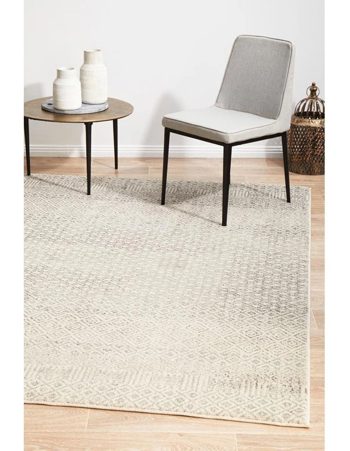 Rug Culture Evoke Diamond Grey Transitional Rug 4 Rug Culture Evoke Diamond Grey Transitional Rug - Image 4