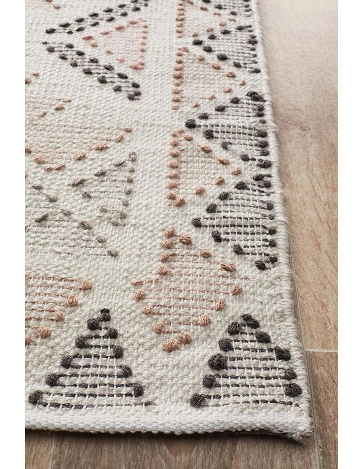 Rug Culture Vidya Rug white Peach 3 Rug Culture Vidya Rug white Peach - Image 3