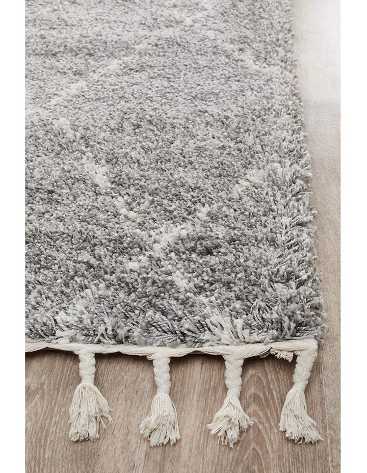 Rug Culture Saffron 44 Silver Runner Rug 3 Rug Culture Saffron 44 Silver Runner Rug - Image 3