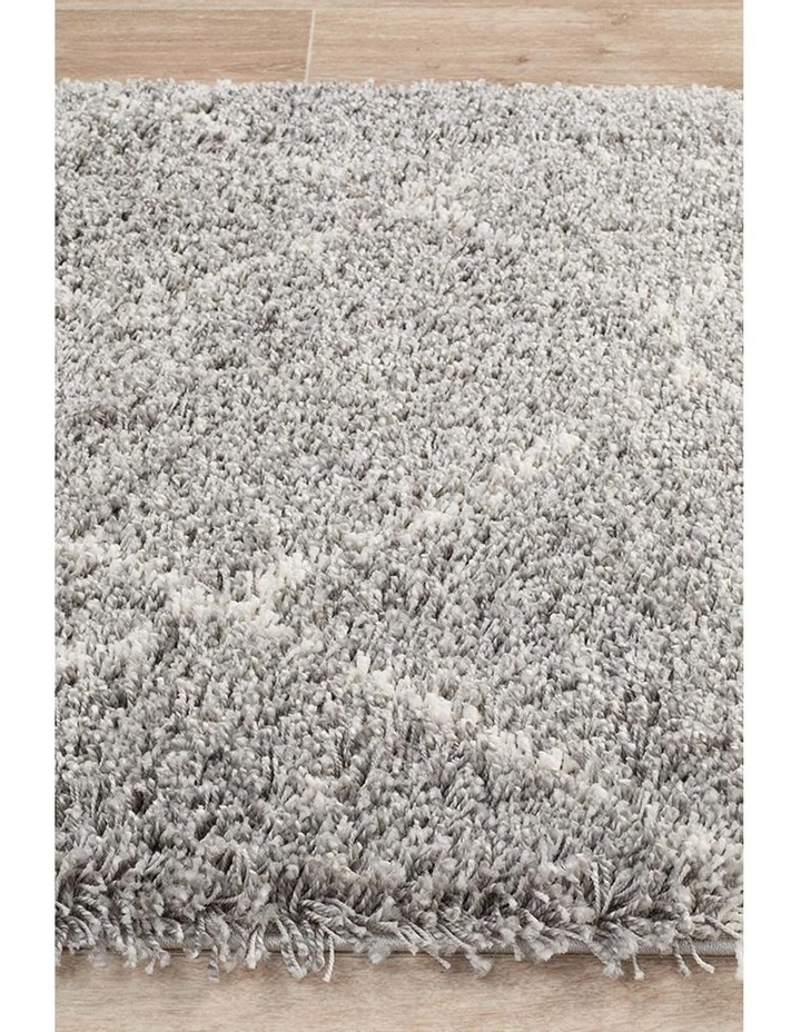 Rug Culture Saffron 44 Silver Runner Rug 4 Rug Culture Saffron 44 Silver Runner Rug - Image 4