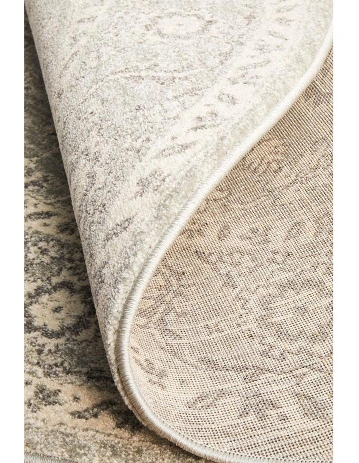 Rug Culture Evoke Silver Flower Transitional Round Rug 5 Rug Culture Evoke Silver Flower Transitional Round Rug - Image 5