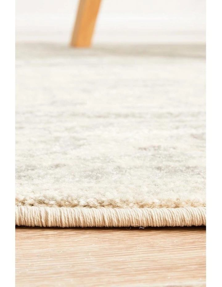 Rug Culture Evoke Winter White Transitional Round Rug 4 Rug Culture Evoke Winter White Transitional Round Rug - Image 4