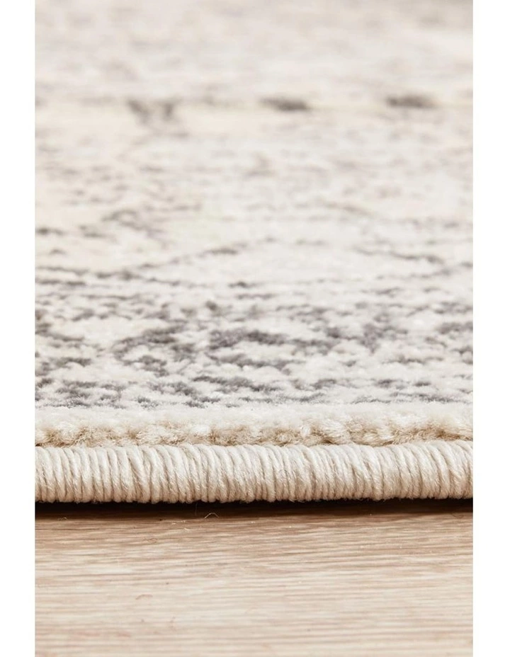 Rug Culture Chrome Addison Silver Round Rug 6 Rug Culture Chrome Addison Silver Round Rug - Image 6