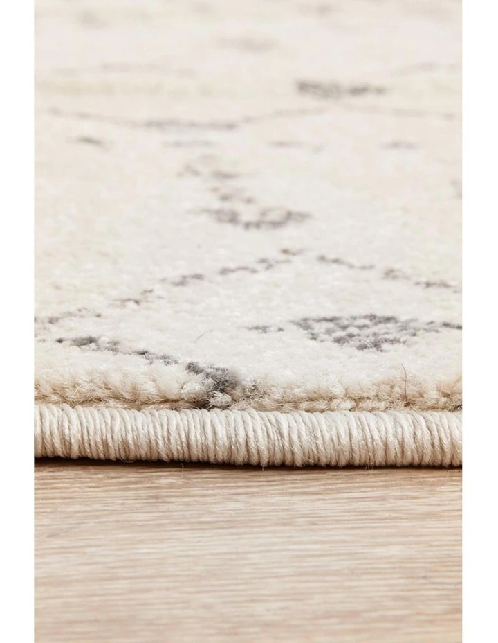 Rug Culture Chrome Elsa Silver Round Rug 7 Rug Culture Chrome Elsa Silver Round Rug - Image 7