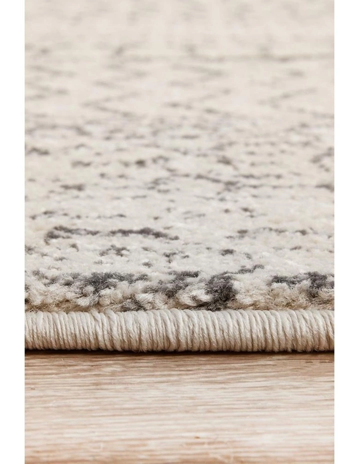 Rug Culture Chrome Harper Silver Round Rug 7 Rug Culture Chrome Harper Silver Round Rug - Image 7