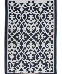 Fab Habitat 150x240 cmFolded Recycled Plastic Outdoor Rug Waterproof reversible Venice Black and Cream