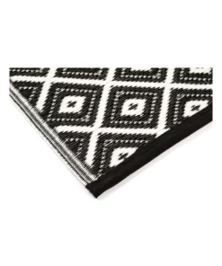 Fab Habitat 180x270cm Kimberley Black and White Recycled Plastic Outdoor Rug and Mat -Home Decor Shop 840979360 3 720x928