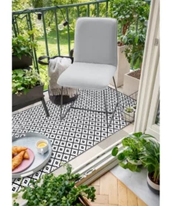 Fab Habitat 90x179cm Kimberley Black and White Recycled Plastic Outdoor Rug and Mat -Home Decor Shop 840979630 6 1 720x928