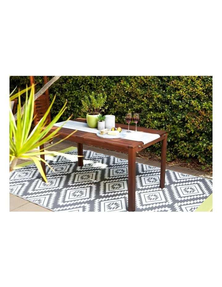 Fab Habitat 120x179cm Valencia Recycled Plastic Outdoor Rug and Mat 4 Fab Habitat 120x179cm Valencia Recycled Plastic Outdoor Rug and Mat - Image 4
