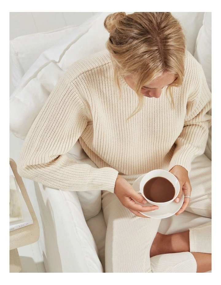 CIRCA Vanilla Bean & Allspice Scented Soy Candle 350g 3 CIRCA Vanilla Bean & Allspice Scented Soy Candle 350g - Image 3