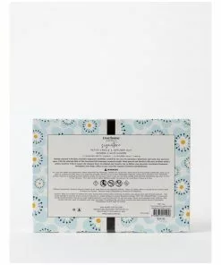 True Home Gardenia & White Flowers Petite Candle & Mini Diffuser 9 True Home Gardenia & White Flowers Petite Candle & Mini Diffuser -Home Decor Shop 860414950 5 720x928