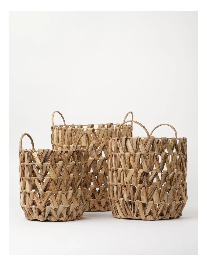 Australian House & Garden Kahlin Water Hyacinth Baskets Set of 3 in Natural 1 Australian House & Garden Kahlin Water Hyacinth Baskets Set of 3 in Natural