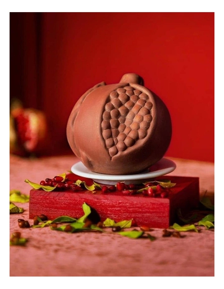Santa Maria Novella Pomegranate in Scented Terracotta 2 Santa Maria Novella Pomegranate in Scented Terracotta - Image 2
