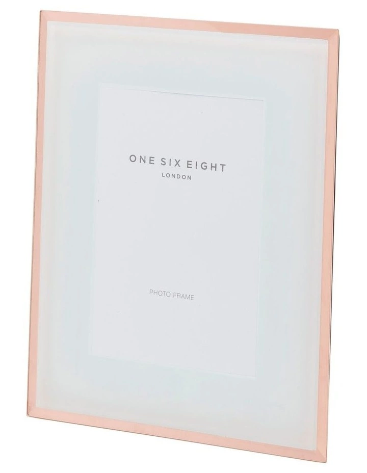 One Six Eight London Glass Photo Frame 7x5 White/Rose Gold 1 One Six Eight London Glass Photo Frame 7x5 White/Rose Gold